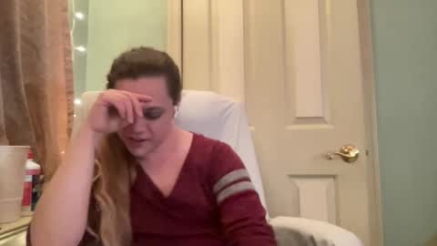 Snapshot of holly23hopefull chatting on 01/02/25, 10:48 Hollys Drive threw Side Of CB. online show from 01/02/25, 10:48