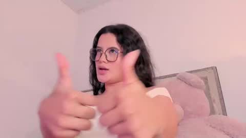 holly_16 online show from 07/16/26, 12:38