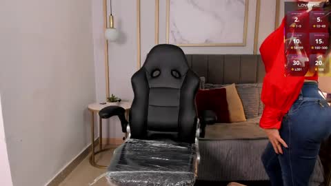 Holly Madisson online show from 04/06/26, 01:12