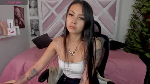 Holly online show from 12/16/25, 08:47