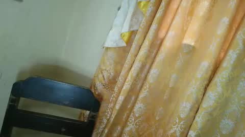 Mika Duhay Velat online show from 01/15/26, 01:10