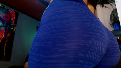 Snapshot of holly_thomsonx69 chatting on 02/28/25, 11:34 holly_thomsonx69 online show from 02/28/25, 11:34