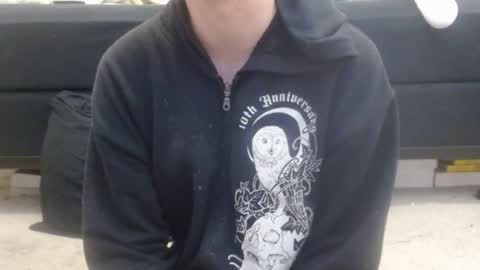 Holly Hawkes online show from 03/05/25, 02:25