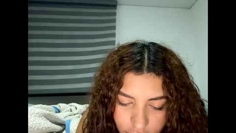 Snapshot of hollykoff chatting on 01/28/25, 07:11 space online show from 01/28/25, 07:11