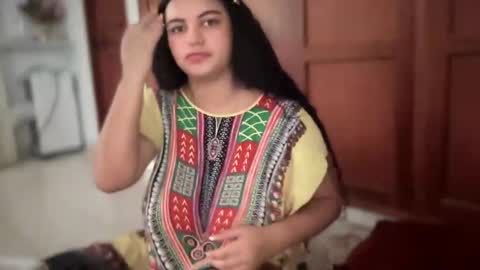 Snapshot of hollykoff chatting on 02/11/25, 03:18 space online show from 02/11/25, 03:18