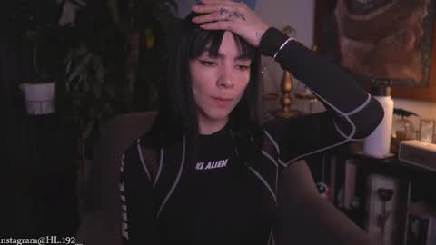 Holly Linder online show from 02/22/26, 01:40