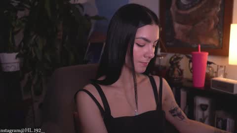 Holly Linder online show from 03/08/26, 02:04