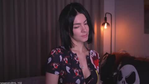 Snapshot of hollylinder_ chatting on 07/15/26, 02:06 Holly Linder online show from 07/15/26, 02:06
