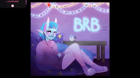 Snapshot of hollypurple chatting on 11/28/25, 10:56 Hades and Persefone online show from 11/28/25, 10:56