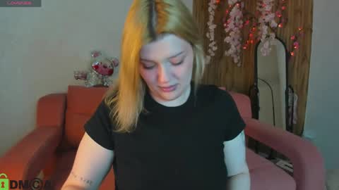 Holly online show from 04/07/26, 01:39