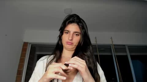 hollyshit_ online show from 12/06/24, 12:12