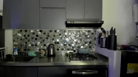 hollyshit_ online show from 01/23/25, 12:46