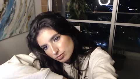 hollyshit_ online show from 01/30/25, 12:50