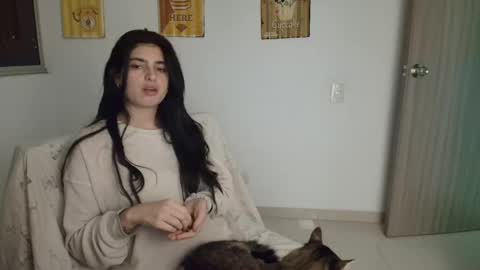 hollyshit_ online show from 11/20/25, 11:59