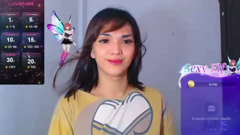 Snapshot of hollywoodbitch chatting on 06/25/26, 03:17 Isabella Marie online show from 06/25/26, 03:17