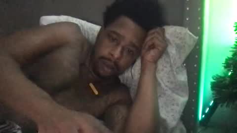 Snapshot of hollywoodsexxx chatting on 12/14/25, 07:58 HOLLYWOODSEXXX online show from 12/14/25, 07:58