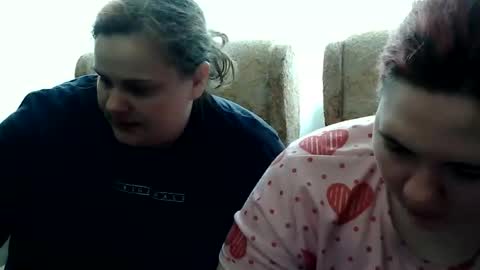 HollyXEva online show from 02/23/26, 12:24