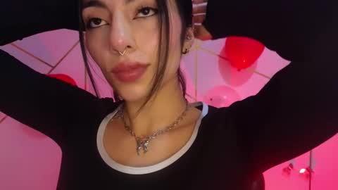 holly online show from 03/26/26, 12:44