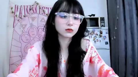 Snapshot of holy420loly chatting on 06/10/26, 05:34 Ho Lee Sheet online show from 06/10/26, 05:34