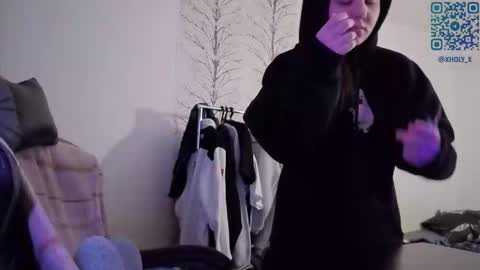 Kviki online show from 03/19/26, 03:10