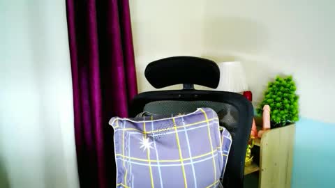 holy_maxine online show from 02/03/26, 06:11