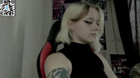 Snapshot of holy_mistresss chatting on 07/12/26, 08:27 holy_mistresss online show from 07/12/26, 08:27