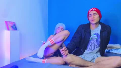      online show from 02/09/25, 08:33