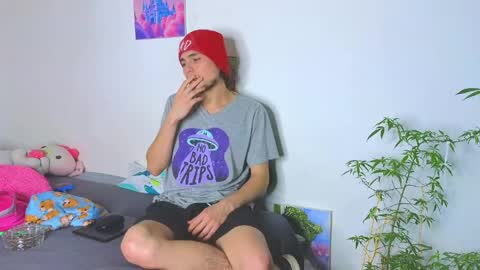      online show from 04/30/26, 01:45