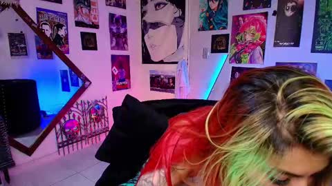 Snapshot of holyeva chatting on 02/09/25, 07:52   online show from 02/09/25, 07:52