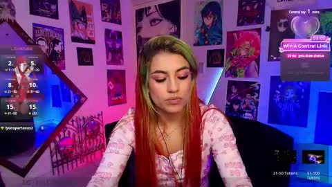 Snapshot of holyeva chatting on 02/11/25, 09:03   online show from 02/11/25, 09:03