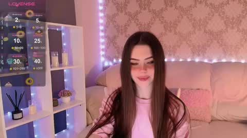 Mia online show from 04/15/26, 04:08