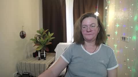 Snapshot of holymilfa chatting on 01/26/25, 10:34 holymilfa online show from 01/26/25, 10:34