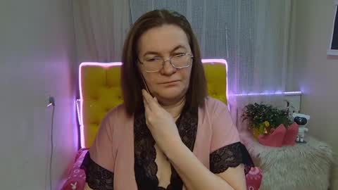 Snapshot of holymilfa chatting on 02/01/25, 07:36 holymilfa online show from 02/01/25, 07:36