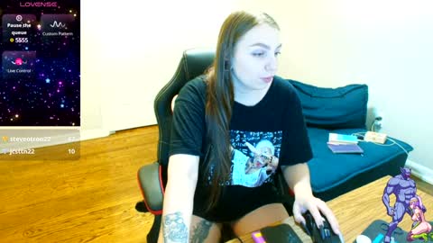 Snapshot of holyweed420 chatting on 01/23/25, 03:16 Viktoria online show from 01/23/25, 03:16