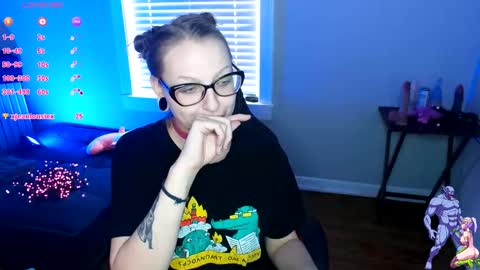 Snapshot of holyweed420 chatting on 02/18/26, 06:37 Viktoria online show from 02/18/26, 06:37