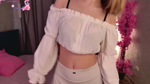 Snapshot of hone333bunny chatting on 02/27/26, 06:46 hone333bunny online show from 02/27/26, 06:46