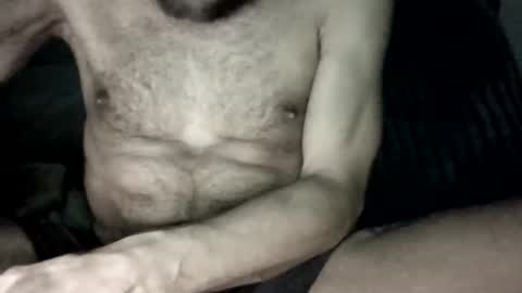 Snapshot of honestdirt chatting on 12/17/25, 01:39 honestdirt online show from 12/17/25, 01:39