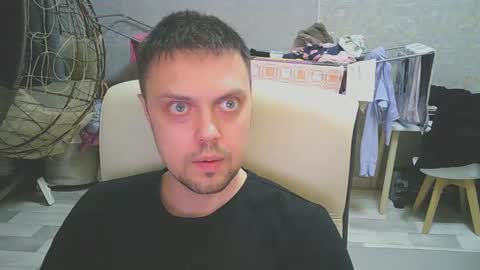 Snapshot of honesttojoy chatting on 02/06/25, 06:46 Henry online show from 02/06/25, 06:46