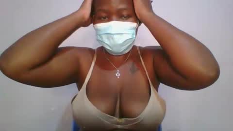 honey_beb online show from 09/17/25, 08:49