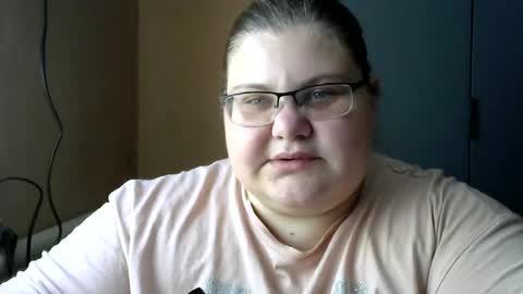 Snapshot of honey_bunny_x chatting on 06/28/26, 11:38 Bunny online show from 06/28/26, 11:38