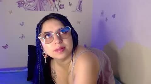 mimi online show from 09/30/25, 11:37