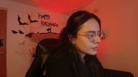   online show from 10/21/25, 03:57