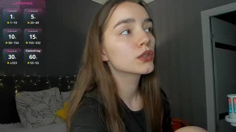 Snapshot of honey_chantal chatting on 06/09/26, 07:47 Chantal online show from 06/09/26, 07:47