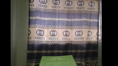 Flora online show from 10/04/25, 10:35