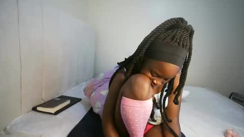 honey drop online show from 03/20/26, 02:05