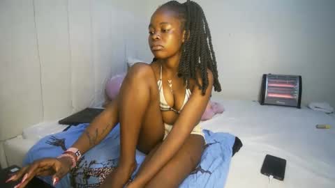 honey drop online show from 03/22/26, 01:20