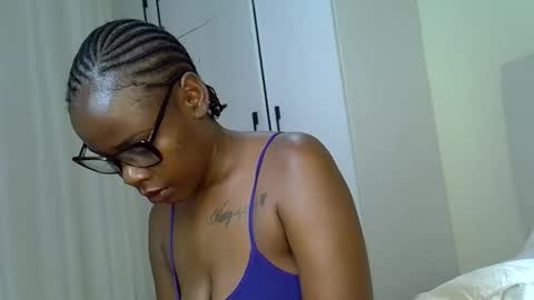 honey drop online show from 04/02/26, 09:12