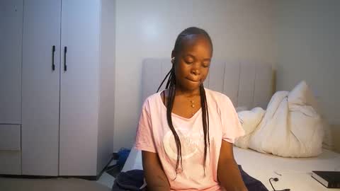 honey drop online show from 04/06/26, 11:49