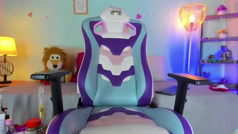 HONEY online show from 12/29/24, 09:20