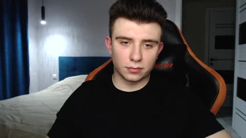 Wolfy online show from 12/26/24, 09:58